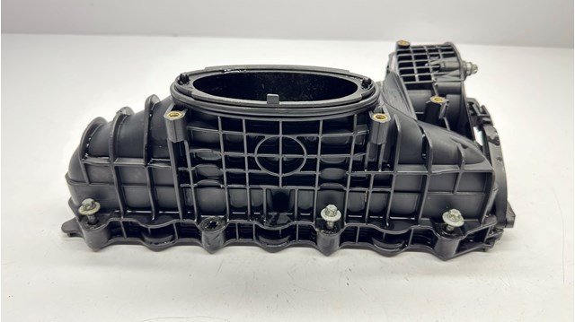 Колектор впускний A6510900037 MERCEDES