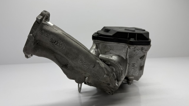 Патрубок радіатора системи рециркуляції ОГ A6511402108 MERCEDES