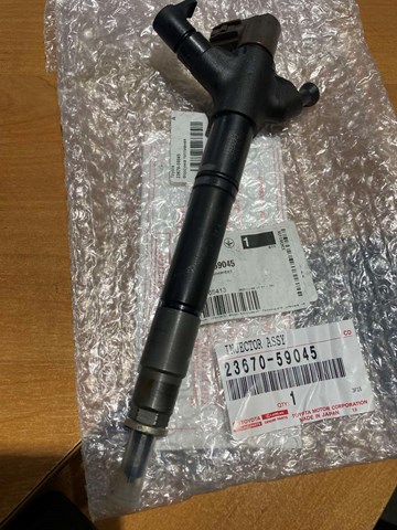 Форсунка вприску палива 2367059045 TOYOTA