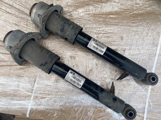 Стійка задня права 37126788766 BMW