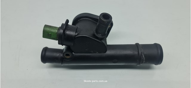 Водяний патрубок 038121133 VAG