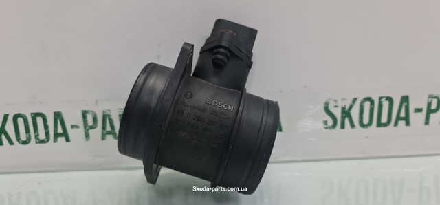 Датчик масової витрати повітря 06A906461 VAG