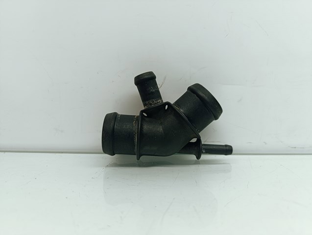 Водопровідна труба 1J0121087C VAG