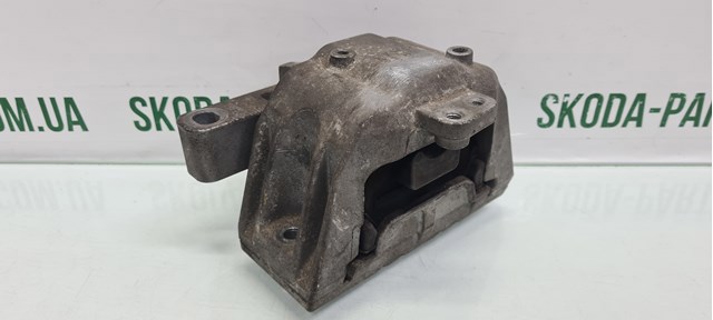 Права подушка мотора 1J0199262BE VAG