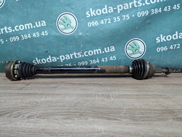 Піввісь передня, права 1J0407272 VAG