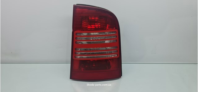 Задній правий стоп 1U9945112 VAG