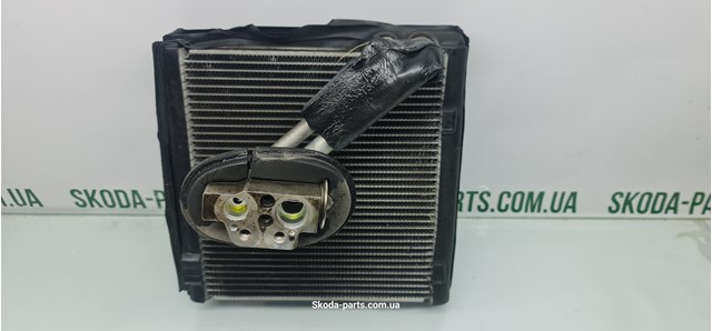 Випаровувач кондиціонера 3C1820103B VAG