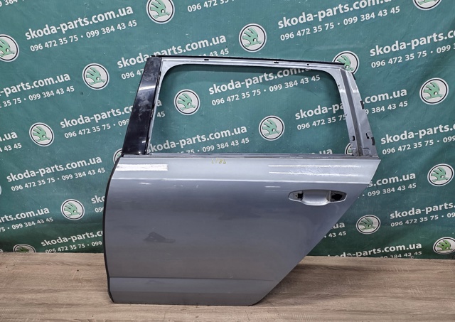 Двері задні, ліві Skoda Octavia 3 A7