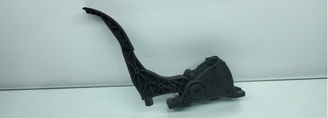 Підаль газу 6Q1721503C VAG