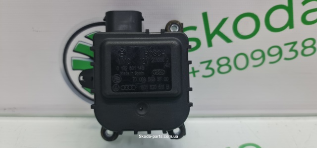 Мотор заслінки печі 8D1820511B VAG