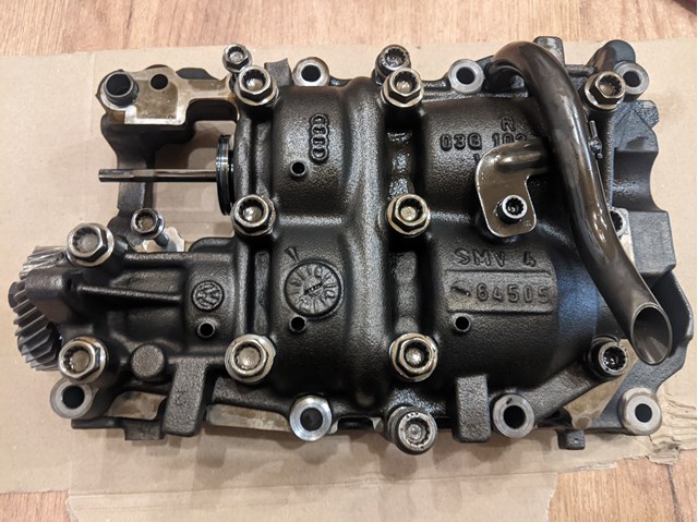 Маслонасос 03G103535B VAG
