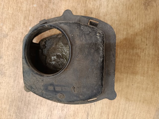 Повітроприймач 191129630 VAG