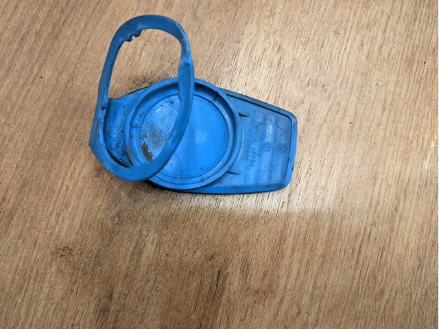 Кришка бака омивача 1K0955455 VAG