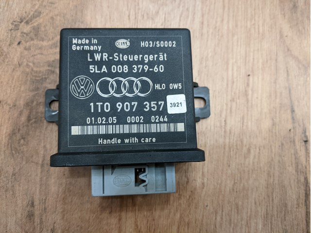 Модуль керування (ЕБК) адаптивного освітлення 1T0907357 VAG