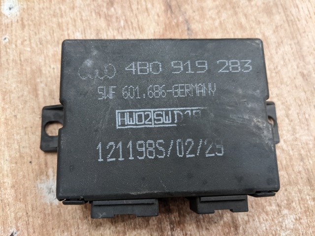 Модуль керування (ЕБУ) парктроніком 4B0919283 VAG