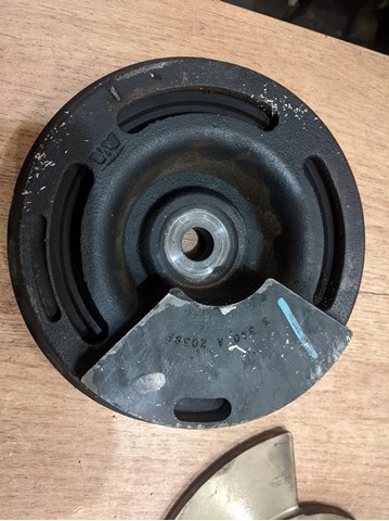 Шків колінвала (демпфер ) 68147497AA CHRYSLER