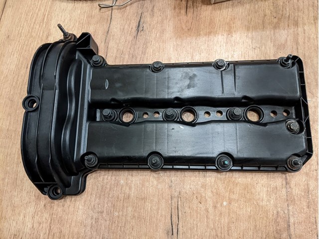 Кришка клапанна 68147538AA CHRYSLER