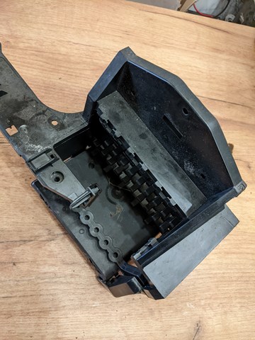 Коробка запобіжників 6Q0972595A VAG