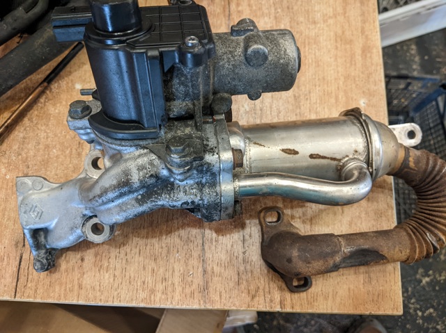Клапан EGR рециркуляції газів 8200561269 RENAULT