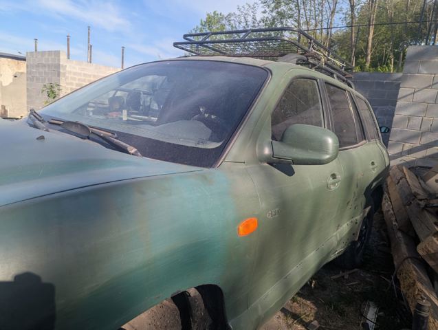 Скло заднє ліве 8341126020 HYUNDAI