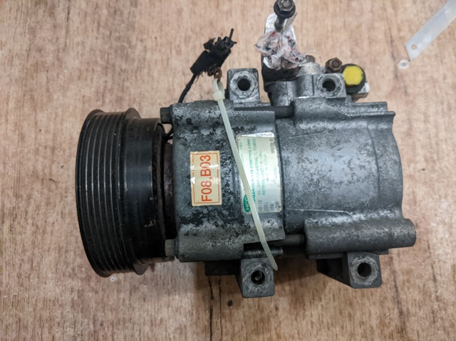 Компресор кондиціонера 9770126200 HYUNDAI