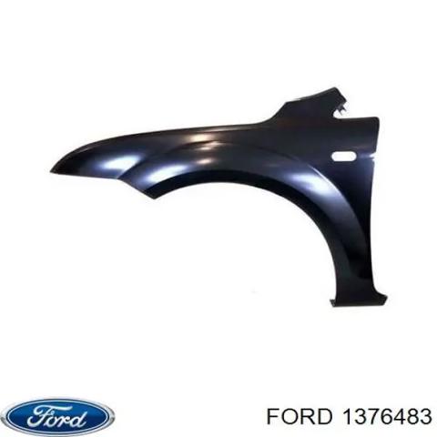 Переднє праве крило 1376483 FORD