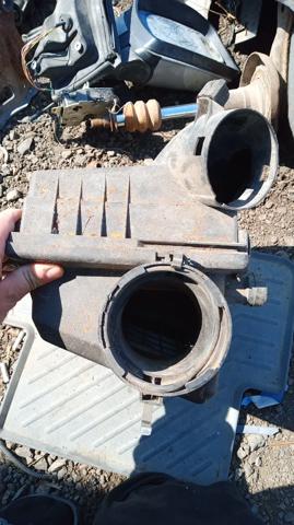 Корпус повітряного фільтра 1437112 BMW
