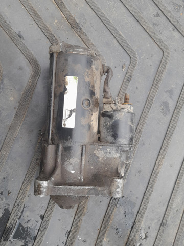 Стартер автомобільний 233009F661 NISSAN