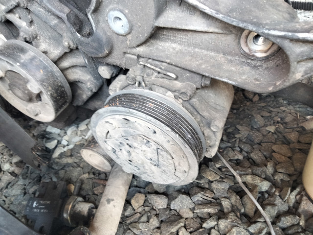 Насос кондиціонера Вольво XC90 2