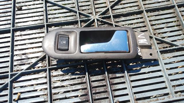 Ручка передньої двері внутрішня права 3B1837114 VAG