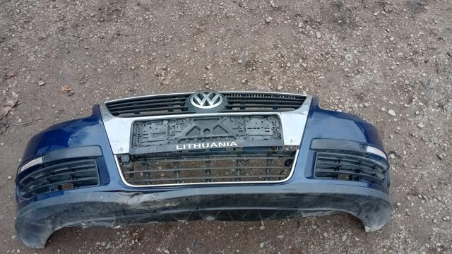 Бампер на авто 3C0807221 VAG