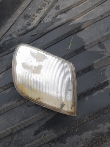 Вказівник повороту правий 4411511R VAG