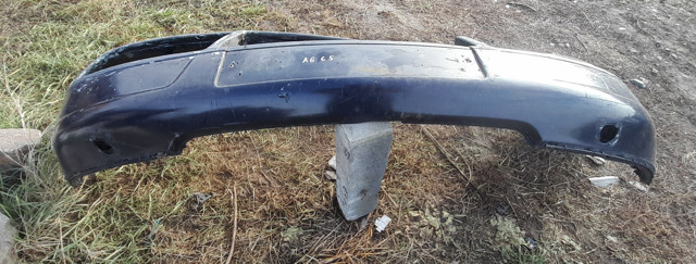 Бампер на авто 4B0807103 VAG