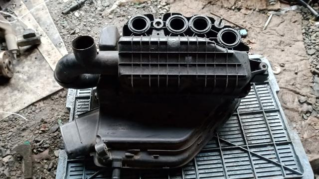 Корпус повітряного фільтра 7700114184 RENAULT
