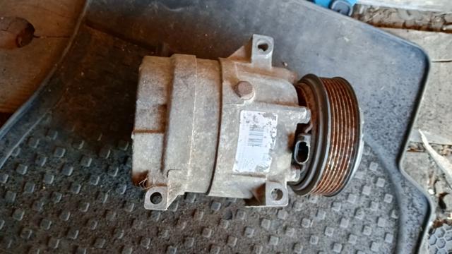 Компресор кліматичної установки 8200421410 DELPHI