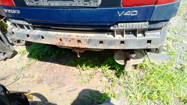 Підсилювач бампера заднього Вольво V40
