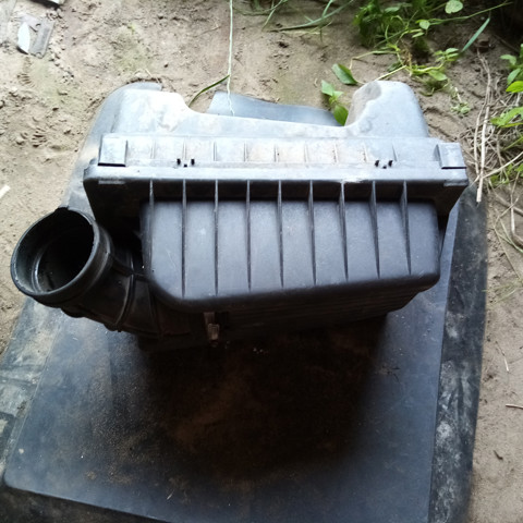 Корпус повітряного фільтра 90531002 OPEL