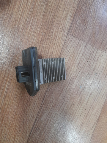 Реле обігрівача Daewoo Nubira 1