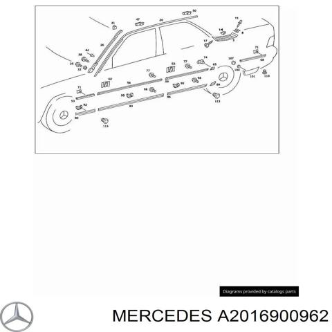 A2016900962 Mercedes