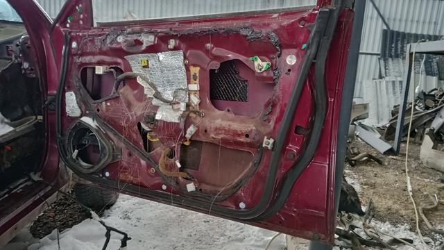 Пасажирські передні двері Mazda Xedos 6