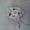 Запор капота (замок і привід замка капота) Mazda 626 III