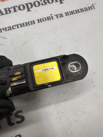 Датчик тиску наддуву (датчик нагнітання повітря в турбіну) 223651975R RENAULT