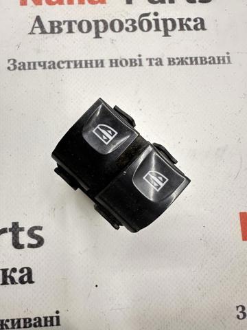 Кнопки переднього лівого склопід'ємника 254118722R RENAULT