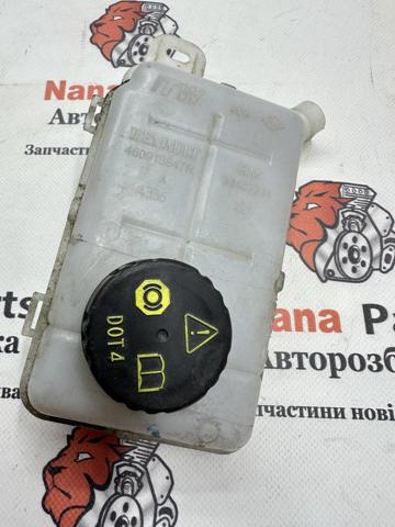 Бачок головного гальмівного циліндру (гальмівної рідини) 460913647R RENAULT