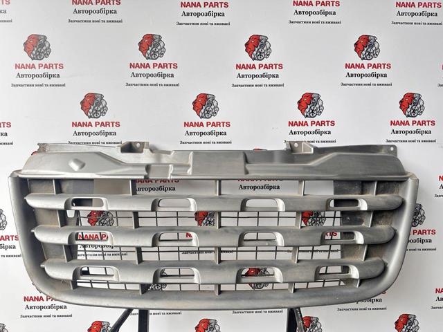 Решітка радіатора 623100256R RENAULT
