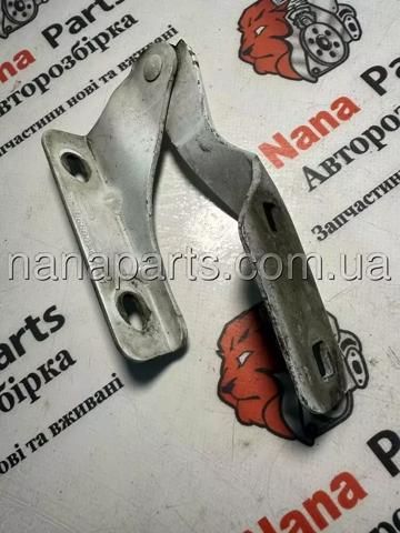 Шарнір капота правий 6C1116800AC FORD
