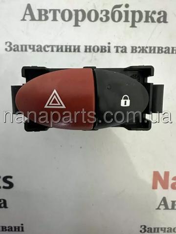 Аварійна кнопка 8200214896 RENAULT