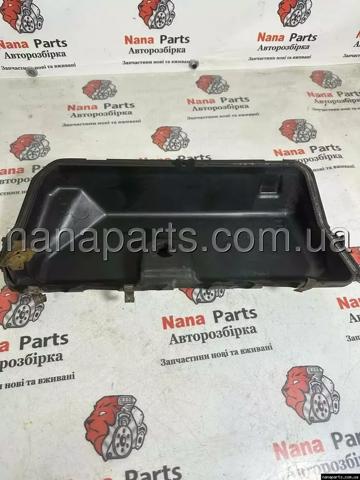 Кришка двигуна декоративна 8200397655 RENAULT