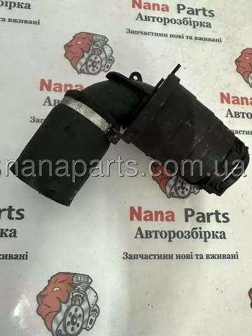 Шланг/патрубок інтеркуллера 8200730589 RENAULT