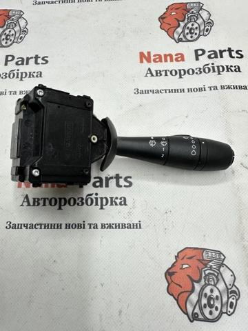 Перемикач підрульовий, правий 8201168016 RENAULT